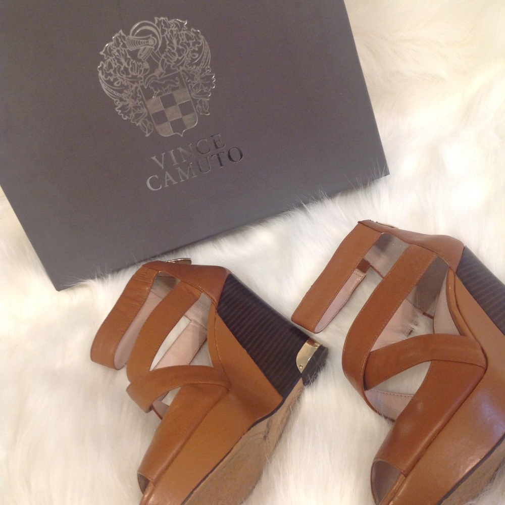 Vince Camuto platform sandals, size 8